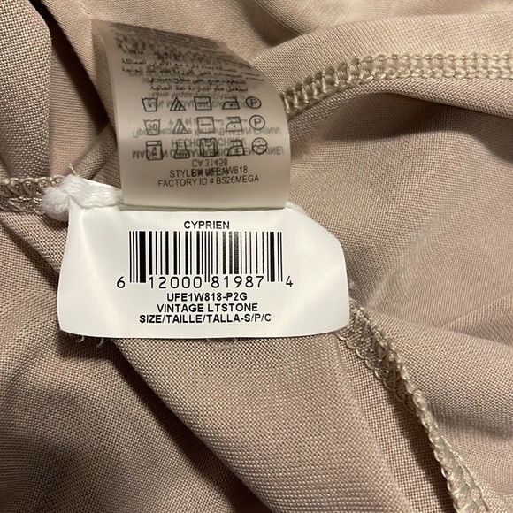 BCBG Max Azria Hi/Low Top - Picture 4 of 4